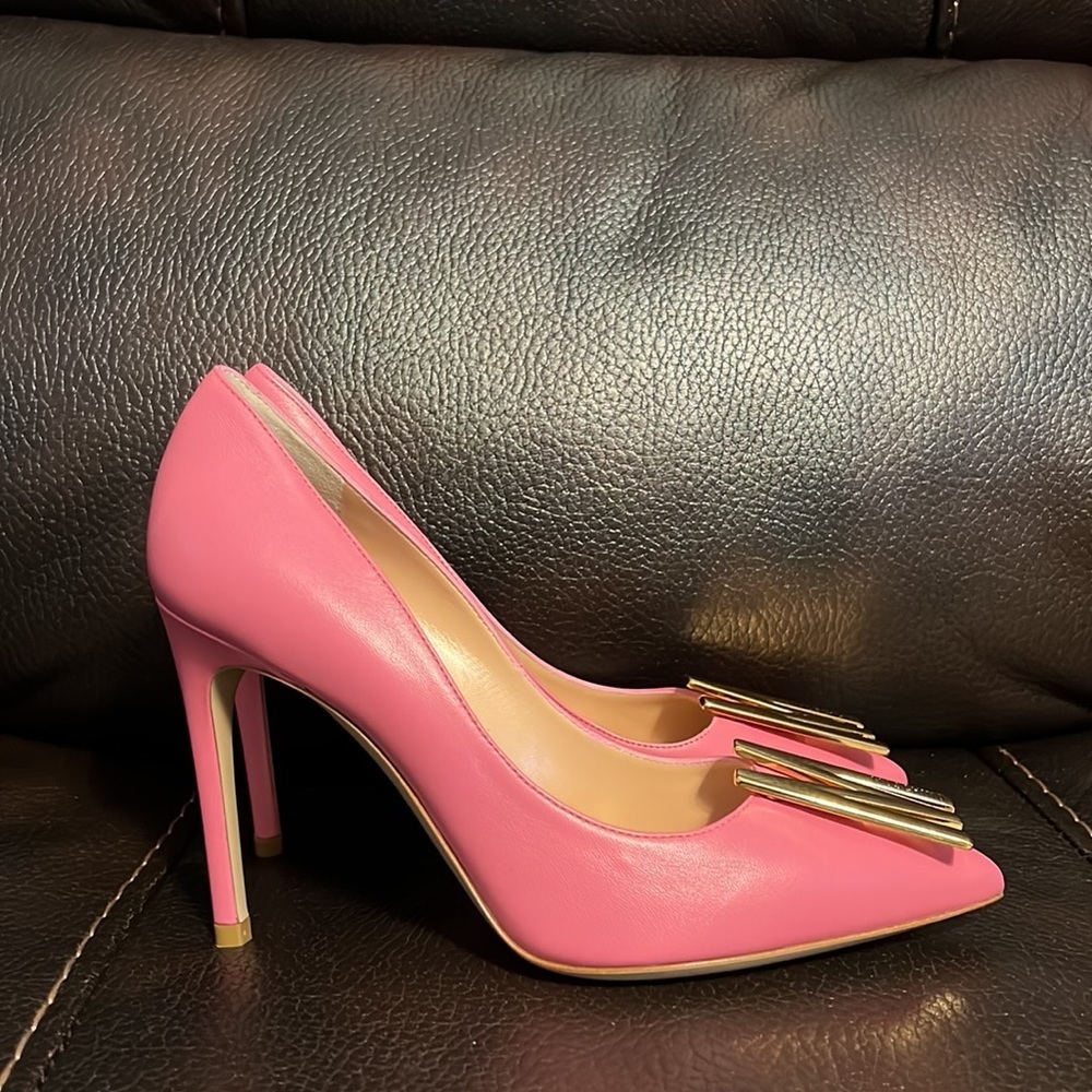 Moschino M logo leather high heels NWB - Picture 7 of 8